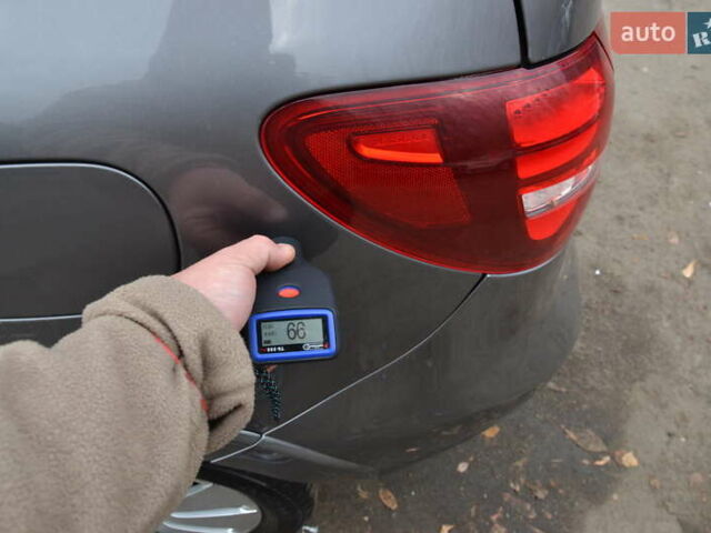 Серый Мерседес Б-класс, объемом двигателя 0 л и пробегом 112 тыс. км за 9999 $, фото 33 на Automoto.ua