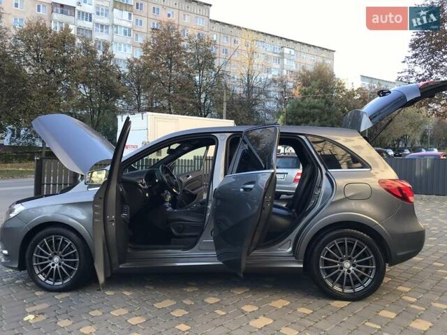Серый Мерседес Б-класс, объемом двигателя 0 л и пробегом 164 тыс. км за 9599 $, фото 36 на Automoto.ua