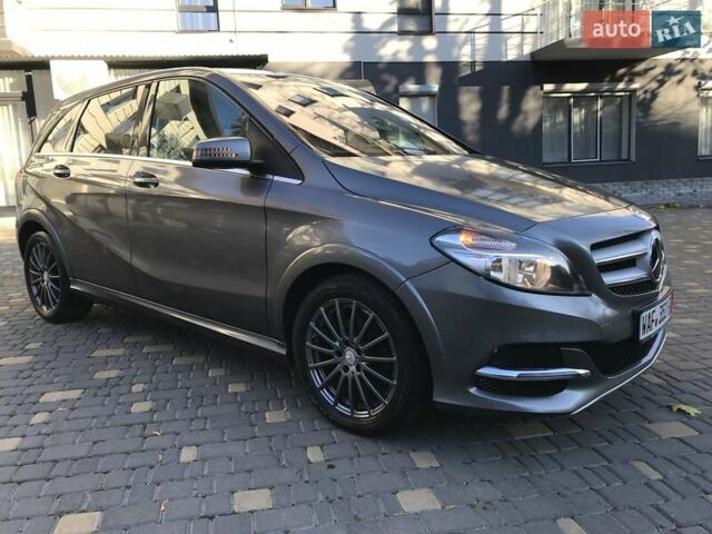Серый Мерседес Б-класс, объемом двигателя 0 л и пробегом 164 тыс. км за 9599 $, фото 14 на Automoto.ua