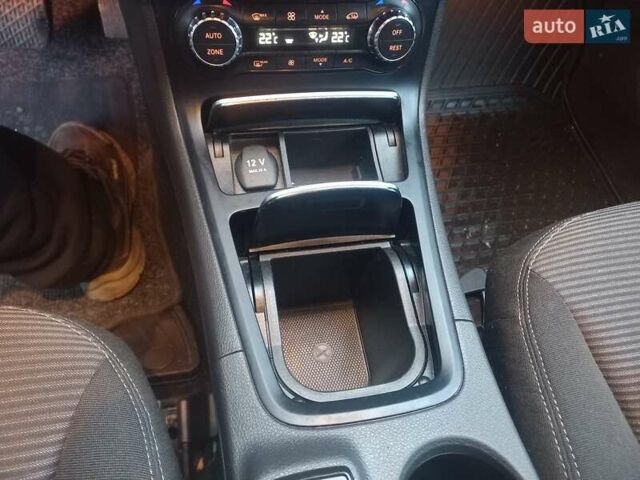 Серый Мерседес Б-класс, объемом двигателя 0 л и пробегом 109 тыс. км за 9300 $, фото 28 на Automoto.ua