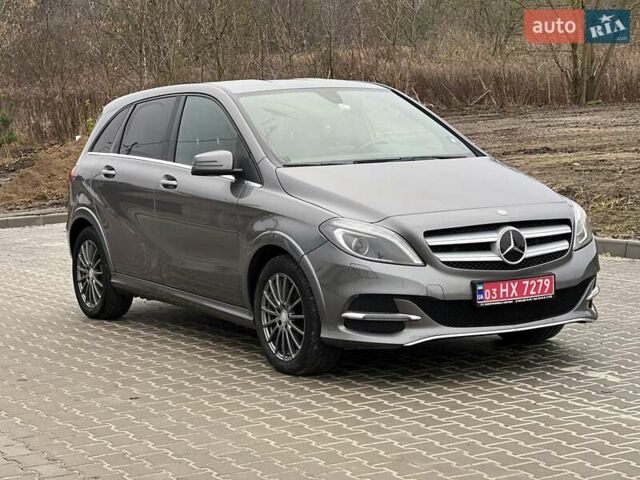 Сірий Мерседес Б-клас, об'ємом двигуна 0 л та пробігом 79 тис. км за 9250 $, фото 2 на Automoto.ua