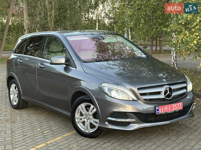 Сірий Мерседес Б-клас, об'ємом двигуна 0 л та пробігом 88 тис. км за 10299 $, фото 10 на Automoto.ua
