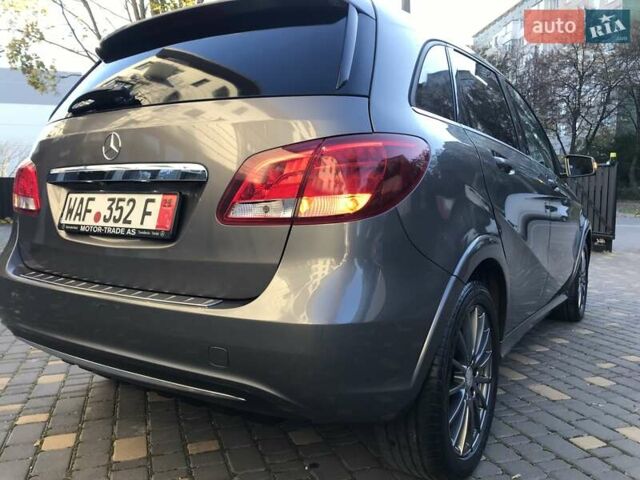 Серый Мерседес Б-класс, объемом двигателя 0 л и пробегом 164 тыс. км за 9599 $, фото 27 на Automoto.ua