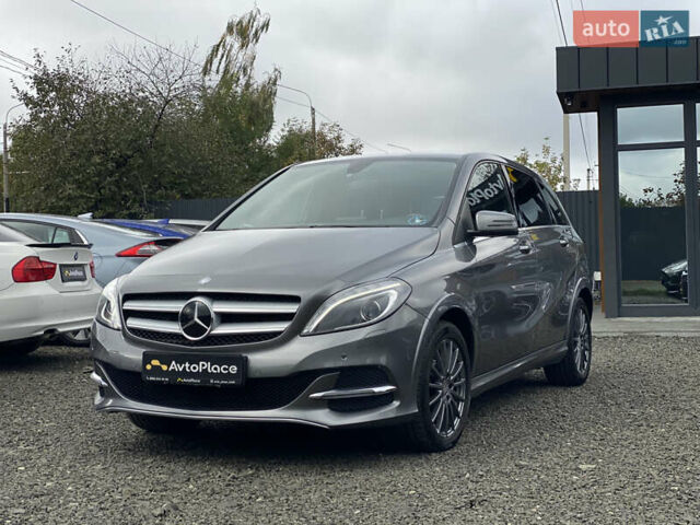 Серый Мерседес Б-класс, объемом двигателя 0 л и пробегом 115 тыс. км за 10999 $, фото 11 на Automoto.ua