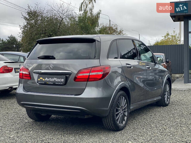 Серый Мерседес Б-класс, объемом двигателя 0 л и пробегом 115 тыс. км за 10999 $, фото 24 на Automoto.ua