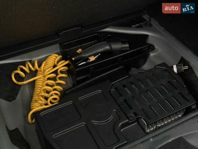 Сірий Мерседес Б-клас, об'ємом двигуна 0 л та пробігом 89 тис. км за 12750 $, фото 8 на Automoto.ua