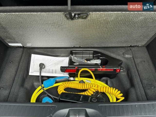 Серый Мерседес Б-класс, объемом двигателя 0 л и пробегом 115 тыс. км за 10250 $, фото 43 на Automoto.ua