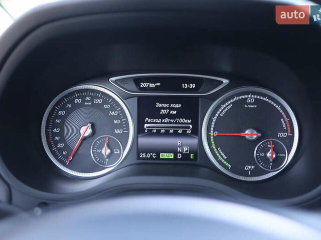 Серый Мерседес Б-класс, объемом двигателя 0 л и пробегом 128 тыс. км за 10499 $, фото 23 на Automoto.ua