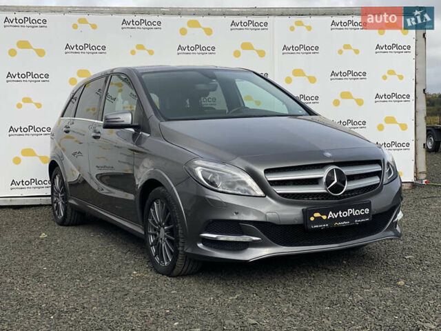 Серый Мерседес Б-класс, объемом двигателя 0 л и пробегом 115 тыс. км за 10999 $, фото 108 на Automoto.ua