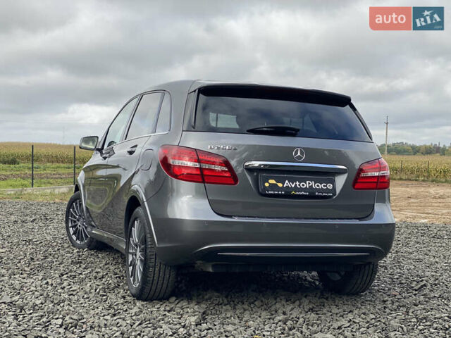 Серый Мерседес Б-класс, объемом двигателя 0 л и пробегом 115 тыс. км за 10999 $, фото 72 на Automoto.ua