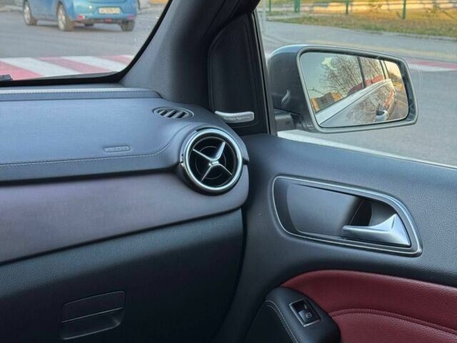 Серый Мерседес Б-класс, объемом двигателя 0 л и пробегом 110 тыс. км за 10499 $, фото 14 на Automoto.ua