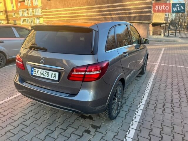 Серый Мерседес Б-класс, объемом двигателя 0 л и пробегом 114 тыс. км за 10600 $, фото 6 на Automoto.ua