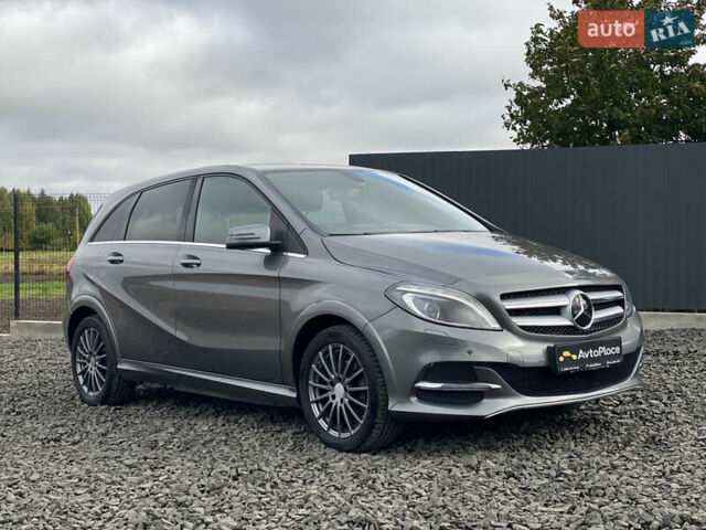 Серый Мерседес Б-класс, объемом двигателя 0 л и пробегом 115 тыс. км за 10999 $, фото 83 на Automoto.ua