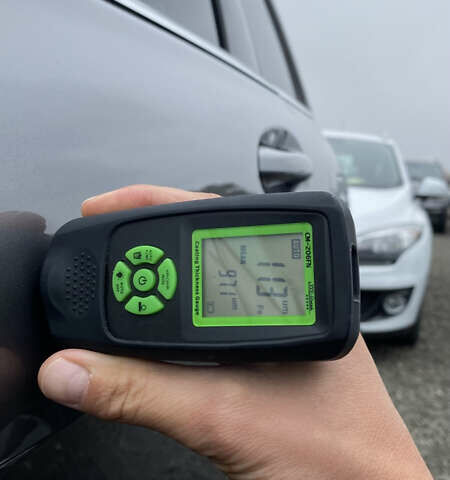 Серый Мерседес Б-класс, объемом двигателя 0 л и пробегом 115 тыс. км за 10999 $, фото 122 на Automoto.ua