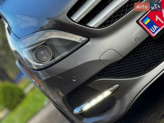 Серый Мерседес Б-класс, объемом двигателя 0 л и пробегом 115 тыс. км за 10250 $, фото 7 на Automoto.ua