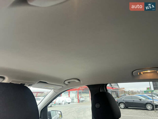 Сірий Мерседес Б-клас, об'ємом двигуна 0 л та пробігом 139 тис. км за 10400 $, фото 18 на Automoto.ua