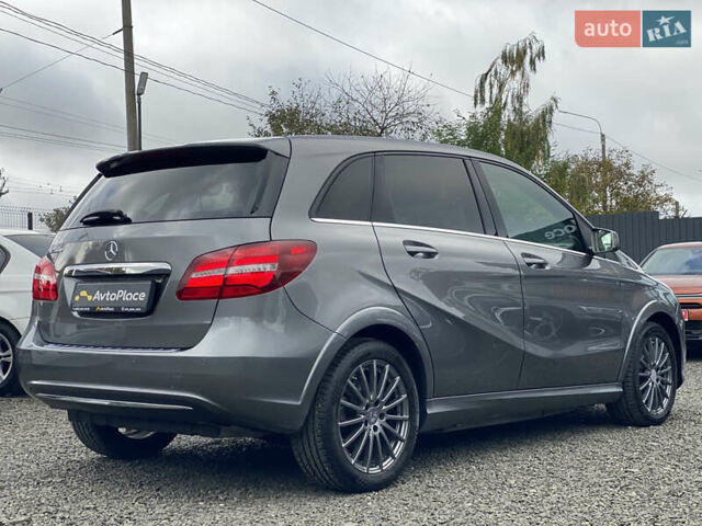 Серый Мерседес Б-класс, объемом двигателя 0 л и пробегом 115 тыс. км за 10999 $, фото 18 на Automoto.ua