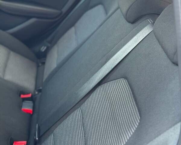 Серый Мерседес Б-класс, объемом двигателя 0 л и пробегом 115 тыс. км за 10250 $, фото 42 на Automoto.ua