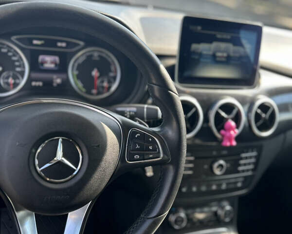 Серый Мерседес Б-класс, объемом двигателя 0 л и пробегом 100 тыс. км за 11275 $, фото 9 на Automoto.ua