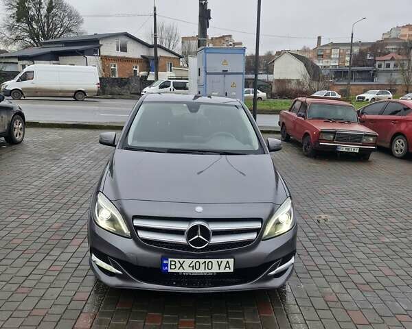 Сірий Мерседес Б-клас, об'ємом двигуна 0 л та пробігом 127 тис. км за 11300 $, фото 7 на Automoto.ua