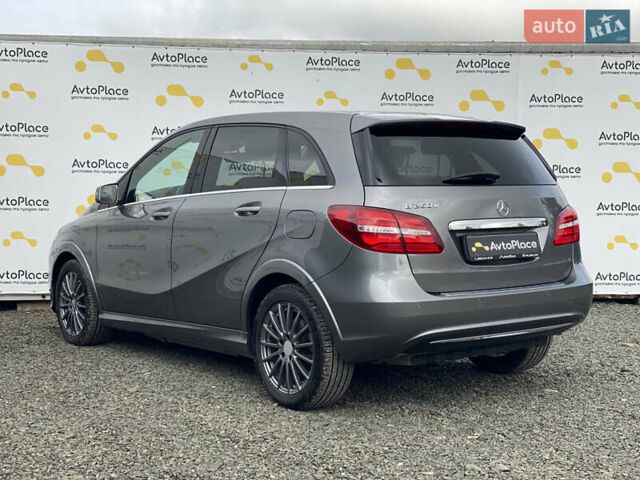 Серый Мерседес Б-класс, объемом двигателя 0 л и пробегом 115 тыс. км за 10999 $, фото 98 на Automoto.ua