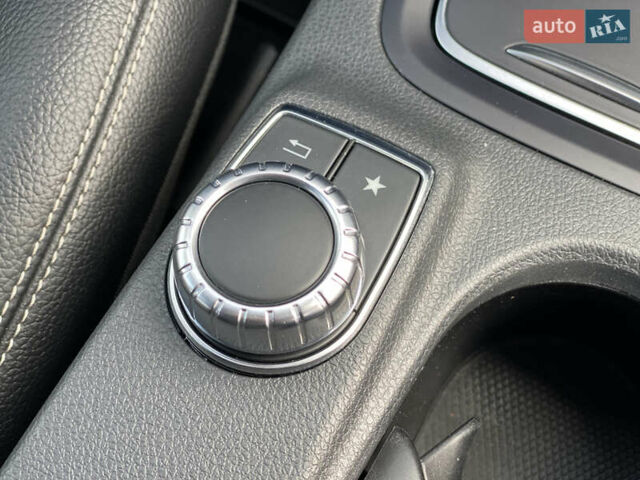 Серый Мерседес Б-класс, объемом двигателя 0 л и пробегом 115 тыс. км за 10999 $, фото 47 на Automoto.ua