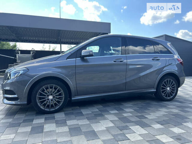 Серый Мерседес Б-класс, объемом двигателя 0 л и пробегом 100 тыс. км за 11275 $, фото 1 на Automoto.ua