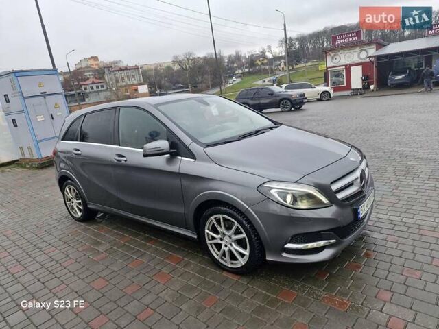 Сірий Мерседес Б-клас, об'ємом двигуна 0 л та пробігом 127 тис. км за 11300 $, фото 1 на Automoto.ua