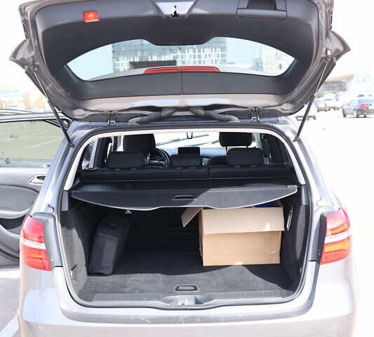 Серый Мерседес Б-класс, объемом двигателя 0 л и пробегом 128 тыс. км за 10499 $, фото 18 на Automoto.ua