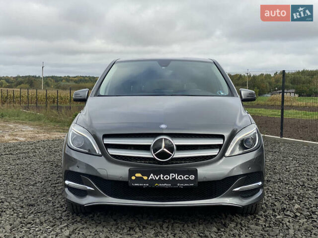 Серый Мерседес Б-класс, объемом двигателя 0 л и пробегом 115 тыс. км за 10999 $, фото 80 на Automoto.ua