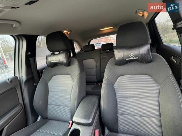 Серый Мерседес Б-класс, объемом двигателя 0 л и пробегом 104 тыс. км за 11000 $, фото 13 на Automoto.ua
