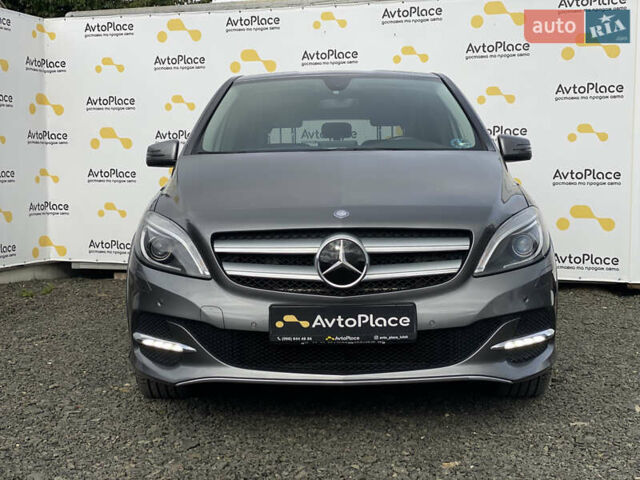 Серый Мерседес Б-класс, объемом двигателя 0 л и пробегом 115 тыс. км за 10999 $, фото 104 на Automoto.ua