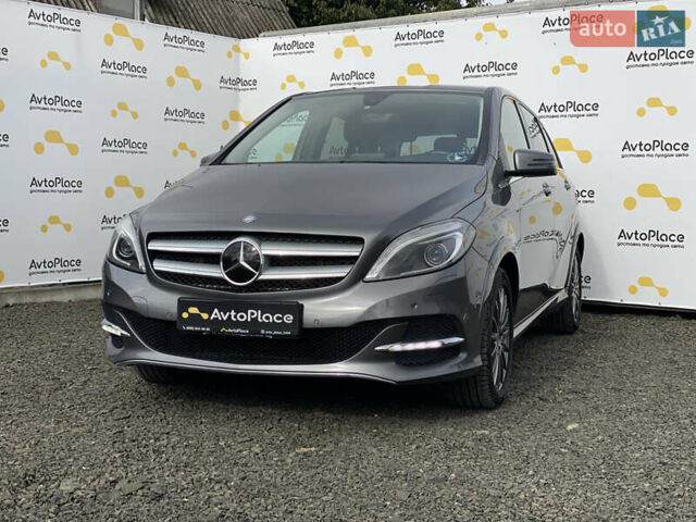 Серый Мерседес Б-класс, объемом двигателя 0 л и пробегом 115 тыс. км за 10999 $, фото 103 на Automoto.ua