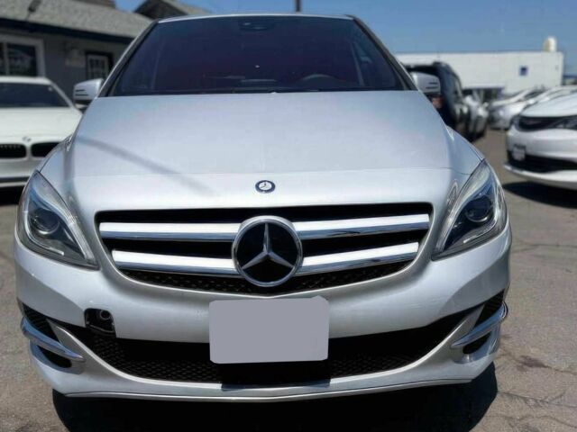 Сірий Мерседес Б-клас, об'ємом двигуна 0 л та пробігом 73 тис. км за 2700 $, фото 1 на Automoto.ua