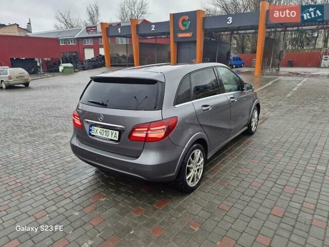 Сірий Мерседес Б-клас, об'ємом двигуна 0 л та пробігом 127 тис. км за 11300 $, фото 4 на Automoto.ua