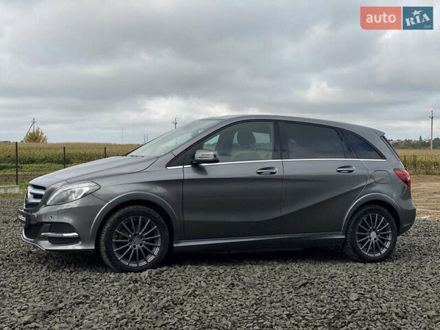 Серый Мерседес Б-класс, объемом двигателя 0 л и пробегом 115 тыс. км за 10999 $, фото 77 на Automoto.ua