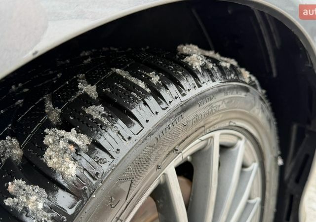 Сірий Мерседес Б-клас, об'ємом двигуна 0 л та пробігом 139 тис. км за 9400 $, фото 32 на Automoto.ua