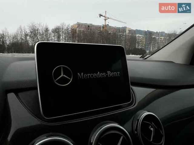 Серый Мерседес Б-класс, объемом двигателя 0 л и пробегом 141 тыс. км за 9650 $, фото 56 на Automoto.ua