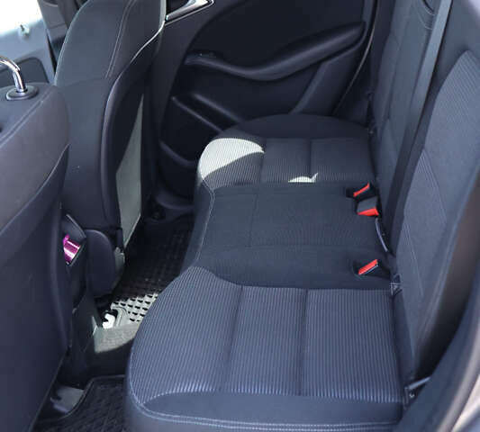 Серый Мерседес Б-класс, объемом двигателя 0 л и пробегом 128 тыс. км за 10499 $, фото 17 на Automoto.ua