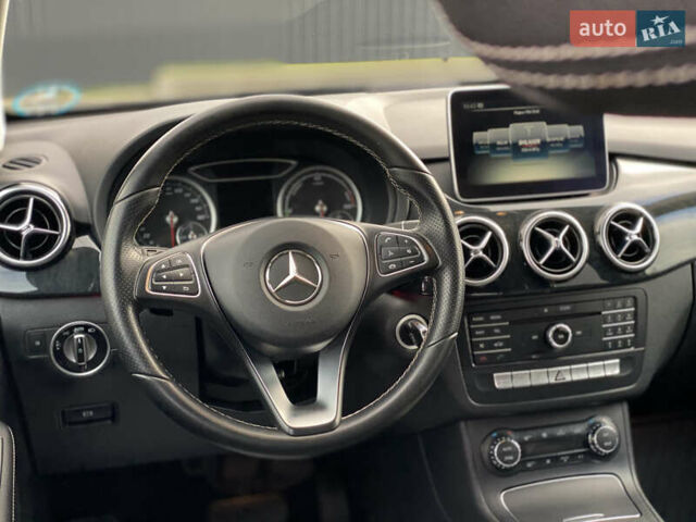 Серый Мерседес Б-класс, объемом двигателя 0 л и пробегом 115 тыс. км за 10999 $, фото 31 на Automoto.ua