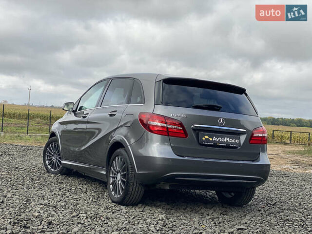 Серый Мерседес Б-класс, объемом двигателя 0 л и пробегом 115 тыс. км за 10999 $, фото 73 на Automoto.ua