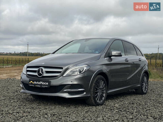 Серый Мерседес Б-класс, объемом двигателя 0 л и пробегом 115 тыс. км за 10999 $, фото 78 на Automoto.ua