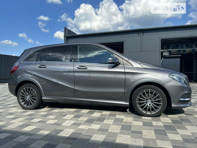 Серый Мерседес Б-класс, объемом двигателя 0 л и пробегом 100 тыс. км за 11275 $, фото 4 на Automoto.ua