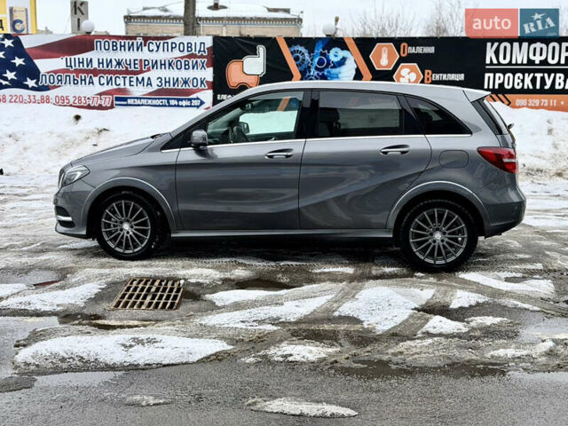 Серый Мерседес Б-класс, объемом двигателя 0 л и пробегом 139 тыс. км за 10300 $, фото 24 на Automoto.ua