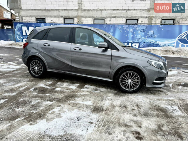 Серый Мерседес Б-класс, объемом двигателя 0 л и пробегом 139 тыс. км за 10300 $, фото 10 на Automoto.ua