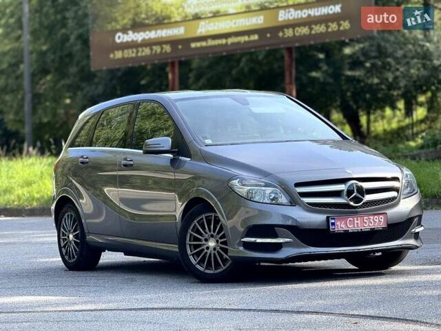 Сірий Мерседес Б-клас, об'ємом двигуна 0 л та пробігом 90 тис. км за 9850 $, фото 7 на Automoto.ua