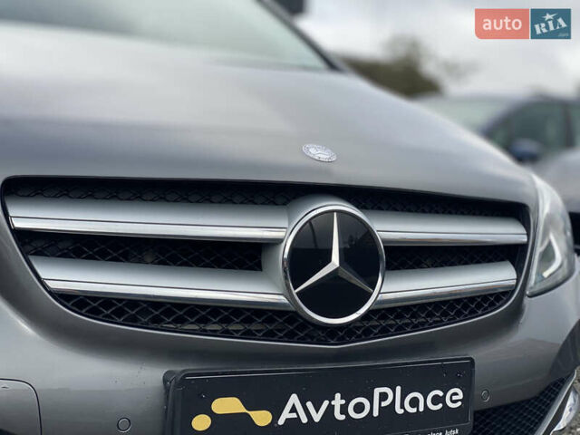 Серый Мерседес Б-класс, объемом двигателя 0 л и пробегом 115 тыс. км за 10999 $, фото 8 на Automoto.ua