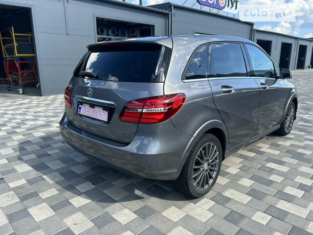 Серый Мерседес Б-класс, объемом двигателя 0 л и пробегом 100 тыс. км за 11275 $, фото 5 на Automoto.ua