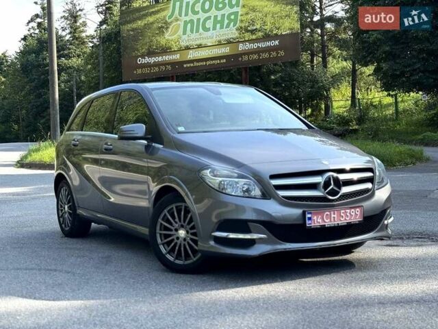 Сірий Мерседес Б-клас, об'ємом двигуна 0 л та пробігом 90 тис. км за 9850 $, фото 3 на Automoto.ua