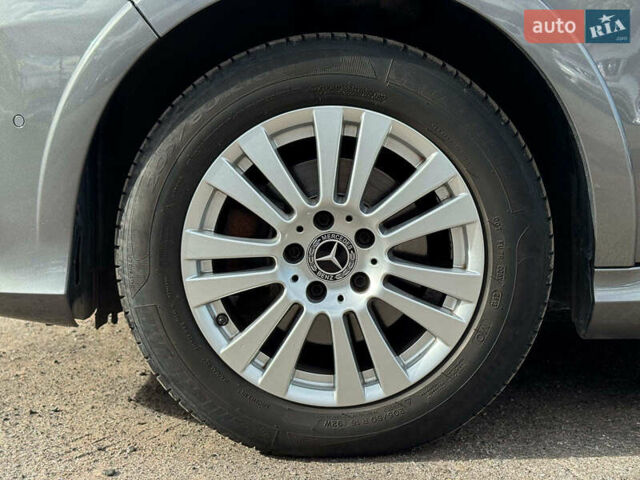 Мерседес Б-класс 2017 в Виннице на Automoto.ua Серый Мерседес Б-класс, объемом двигателя 2 л и пробегом 149 тыс. км за 14480 $, фото 16 на Automoto.ua